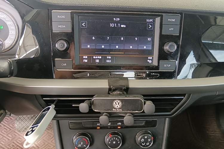 Used Volkswagen Lavida 2019 280TSI DSG Comfort Edition China VI standard Audio And AC Panel