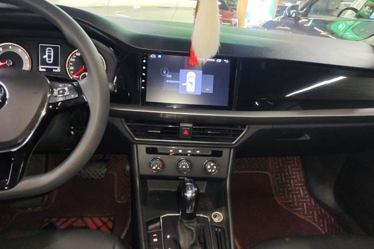 Used Volkswagen Lavida 2019 1.5L Automatic Comfort Edition China VI Standard Audio And AC Panel