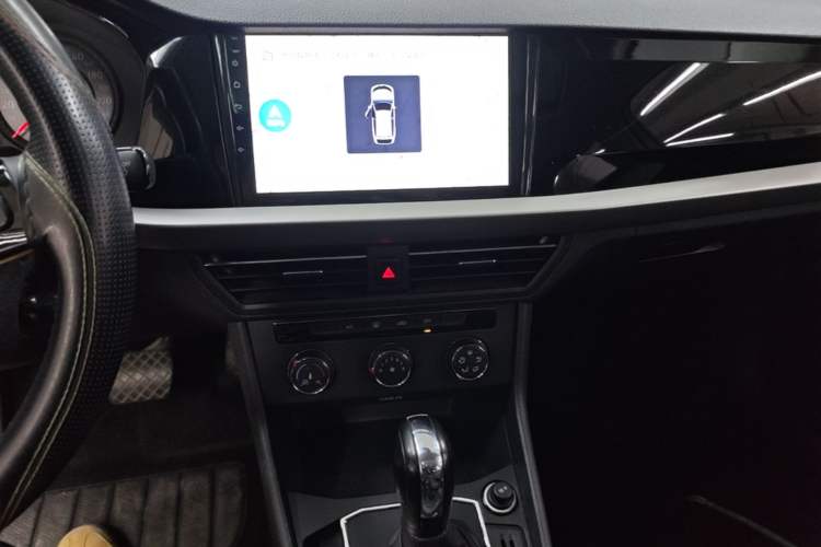 Used Volkswagen Lavida 2019 1.5L Automatic Comfort Edition China VI Standard Audio And AC Panel
