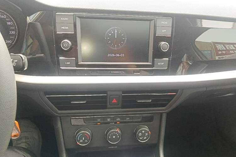 Used Volkswagen Lavida 2019 1.5L Automatic Comfort Edition China VI Standard Audio And AC Panel