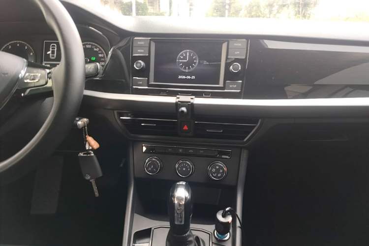 Used Volkswagen Lavida 2019 280TSI DSG Comfort Edition China VI standard Audio And AC Panel