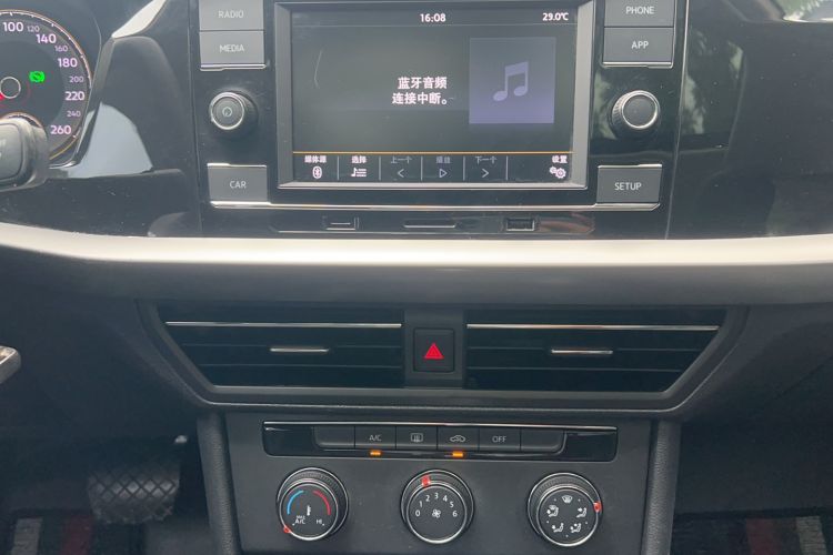 Used Volkswagen Lavida 2019 280TSI DSG Comfort Edition China VI standard Audio And AC Panel