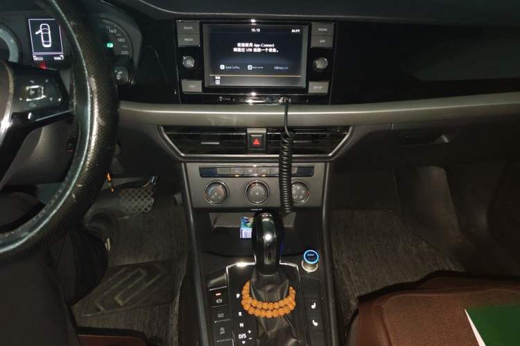Used Volkswagen Lavida 2019 280TSI DSG Comfort Edition China VI standard Audio And AC Panel