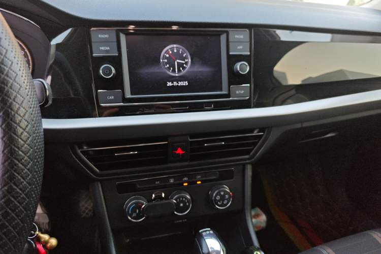 Used Volkswagen Lavida 2019 280TSI DSG Comfort Edition China VI standard Audio And AC Panel