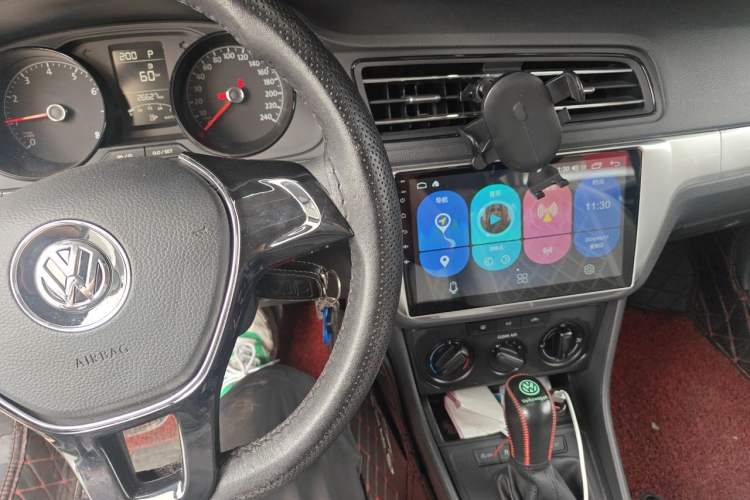 Used Volkswagen Lavida 2019 Lavida Start 1.5L Automatic Trendy Version China VI Standard Audio And AC Panel