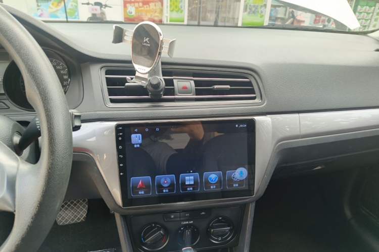 Used Volkswagen Lavida 2019 Lavida Start 1.5L Automatic Trendy Version China VI Standard Audio And AC Panel