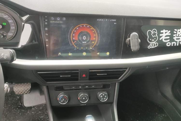 Used Volkswagen Lavida 2019 1.5L Automatic Comfort Edition China VI Standard Audio And AC Panel