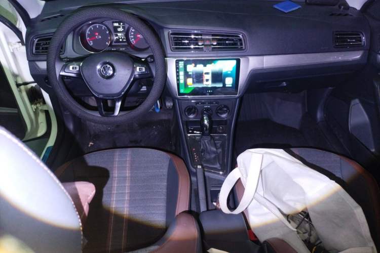 Used Volkswagen Lavida 2019 Lavida Start 1.5L Automatic Comfort Edition China VI Standard Audio And AC Panel