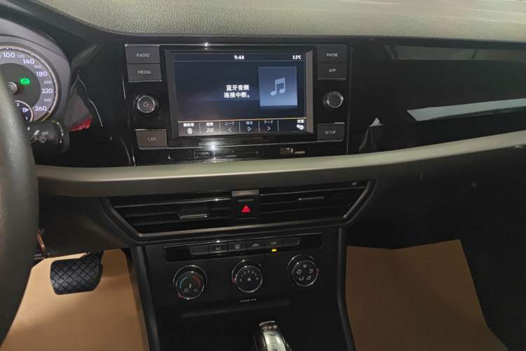 Used Volkswagen Lavida 2019 280TSI DSG Comfort Edition China VI standard Audio And AC Panel