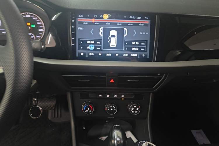 Used Volkswagen Lavida 2019 1.5L Automatic Comfort Edition China VI Standard Audio And AC Panel