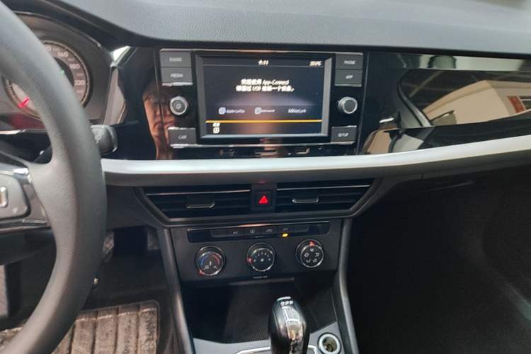 Used Volkswagen Lavida 2019 Hatchback 200TSI DSG Comfort Edition China VI Audio And AC Panel
