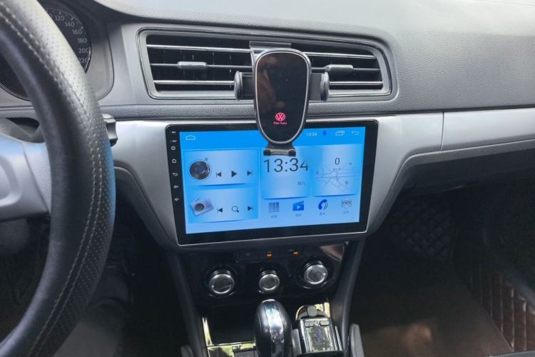 Used Volkswagen Lavida 2019 Lavida Start 1.5L Automatic Trendy Version China VI Standard Audio And AC Panel