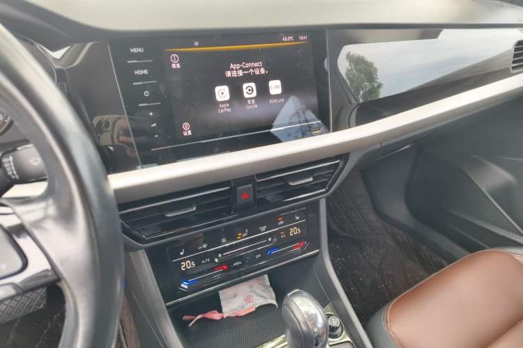 Used Volkswagen Lavida 2019 280TSI DSG Luxury Edition China VI Standard Audio And AC Panel