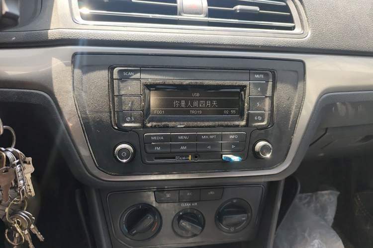 Used Volkswagen Lavida 2019 Lavida Start 1.5L Automatic Trendy Version China VI Standard Audio And AC Panel