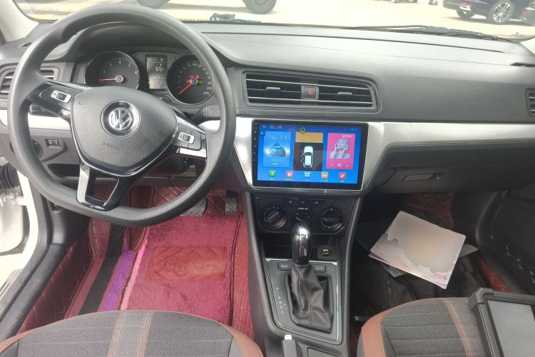 Used Volkswagen Lavida 2019 Lavida Start 1.5L Automatic Comfort Edition China VI Standard Center Console