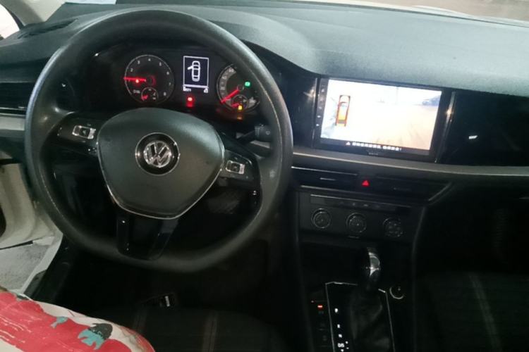 Used Volkswagen Lavida 2019 280TSI DSG Comfort Edition China VI standard Center Console