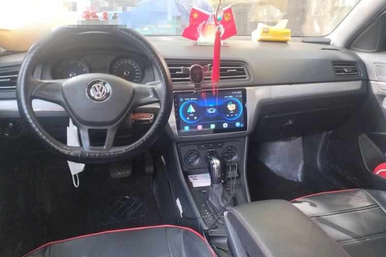 Used Volkswagen Lavida 2019 Lavida Start 1.5L Automatic Trendy Version China VI Standard Center Console