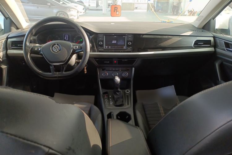 Used Volkswagen Lavida 2019 280TSI DSG Comfort Edition China VI standard Center Console
