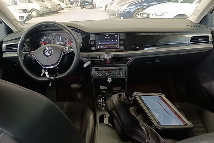 Used Volkswagen Lavida 2019 280TSI DSG Comfort Edition China VI standard Center Console
