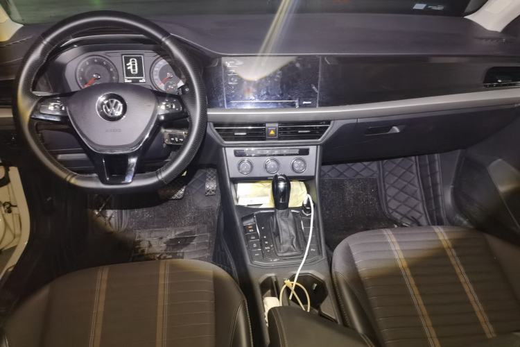 Used Volkswagen Lavida 2019 280TSI DSG Comfort Edition China VI standard Center Console