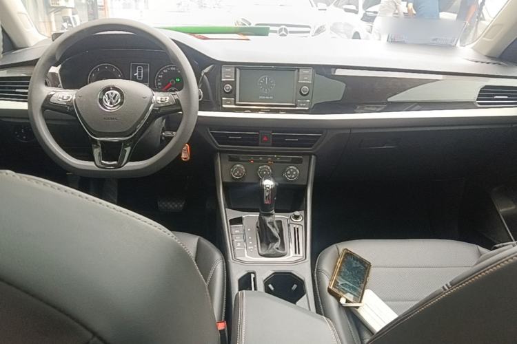 Used Volkswagen Lavida 2019 1.5L Automatic Comfort Edition China VI Standard Center Console