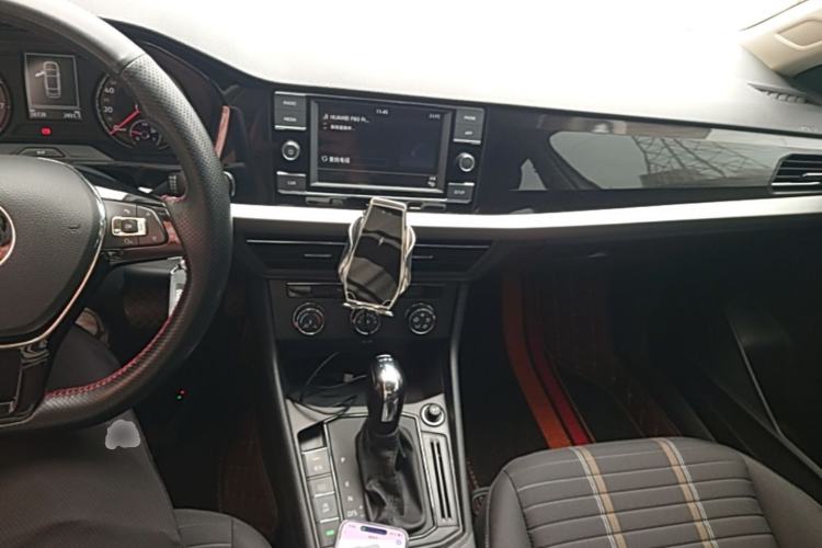 Used Volkswagen Lavida 2019 280TSI DSG Comfort Edition China VI standard Center Console