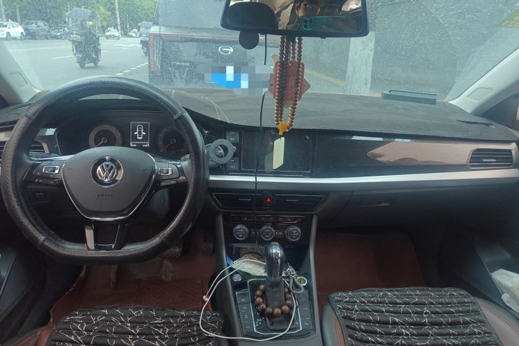 Used Volkswagen Lavida 2019 280TSI DSG Luxury Edition China VI Standard Center Console