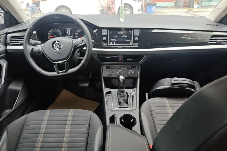 Used Volkswagen Lavida 2019 280TSI DSG Comfort Edition China VI standard Center Console