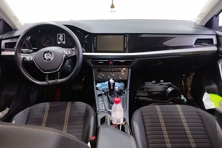 Used Volkswagen Lavida 2019 280TSI DSG Comfort Edition China VI standard Center Console