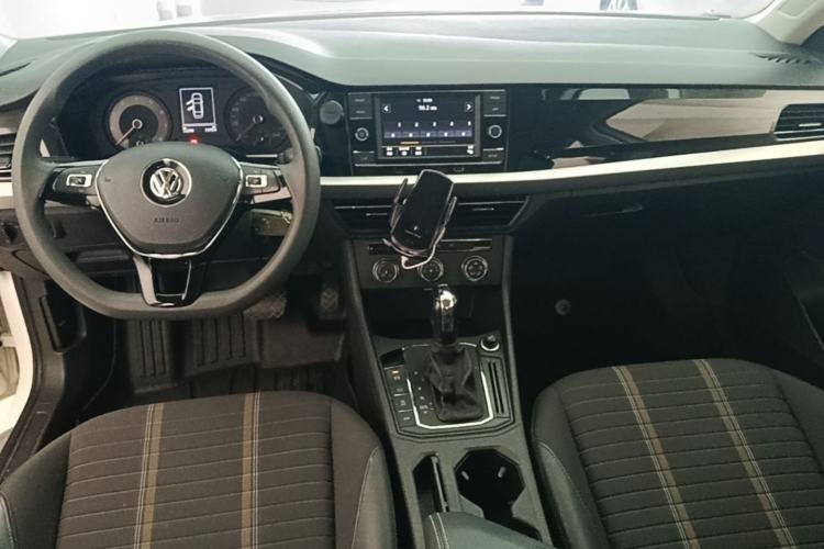 Used Volkswagen Lavida 2019 280TSI DSG Comfort Edition China VI standard Center Console