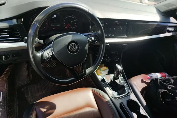 Used Volkswagen Lavida 2019 280TSI DSG Luxury Edition China VI Standard Center Console