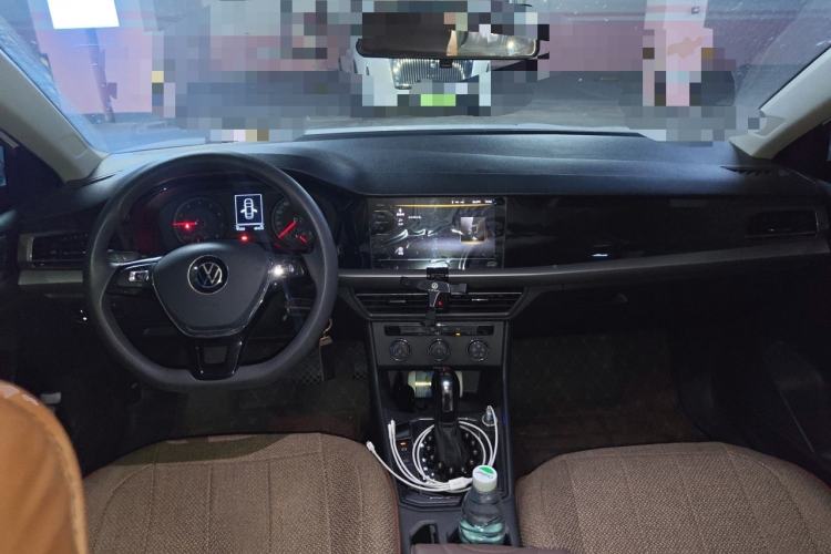 Used Volkswagen Lavida 2019 280TSI DSG Comfort Edition China VI standard Center Console