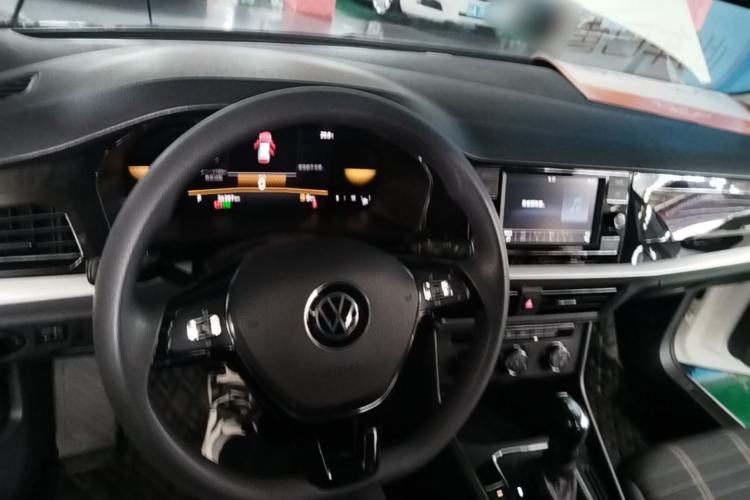 Used Volkswagen Lavida 2019 280TSI DSG Comfort Edition China VI standard Center Console