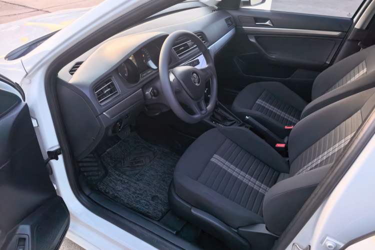 Used Volkswagen Lavida 2019 Lavida Start 1.5L Automatic Trendy Version China VI Standard Driver Seat