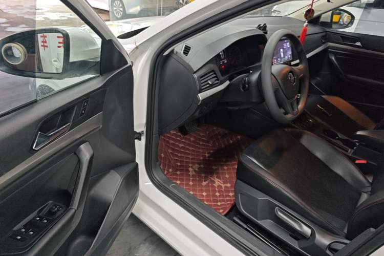 Used Volkswagen Lavida 2019 1.5L Automatic Fashion Edition China VI Driver Seat