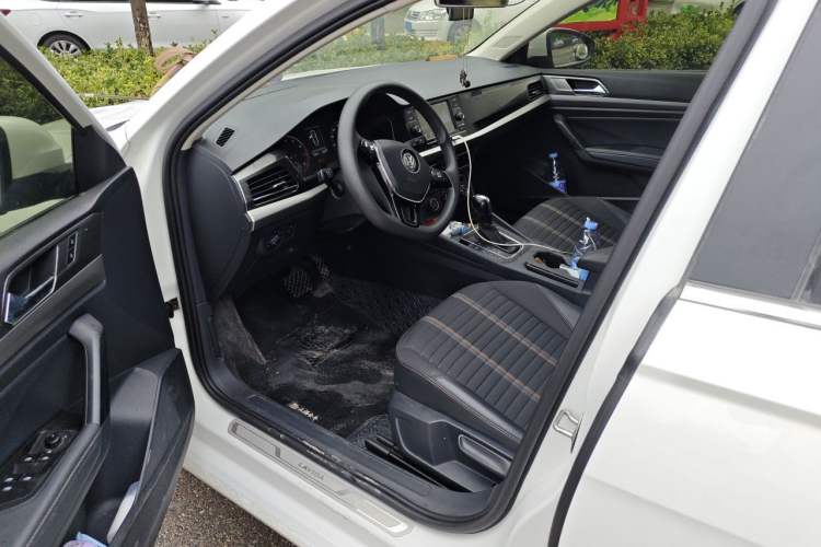Used Volkswagen Lavida 2019 280TSI DSG Comfort Edition China VI standard Driver Seat