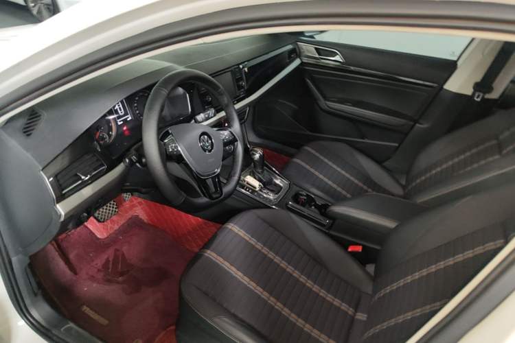 Used Volkswagen Lavida 2019 Hatchback 280TSI DSG Comfort Edition China VI Standard Driver Seat