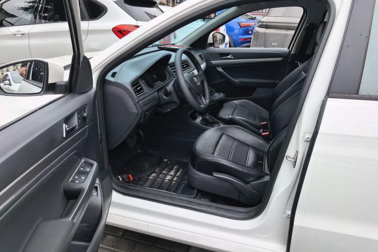 Used Volkswagen Lavida 2019 Lavida Start 1.5L Automatic Trendy Version China VI Standard Driver Seat