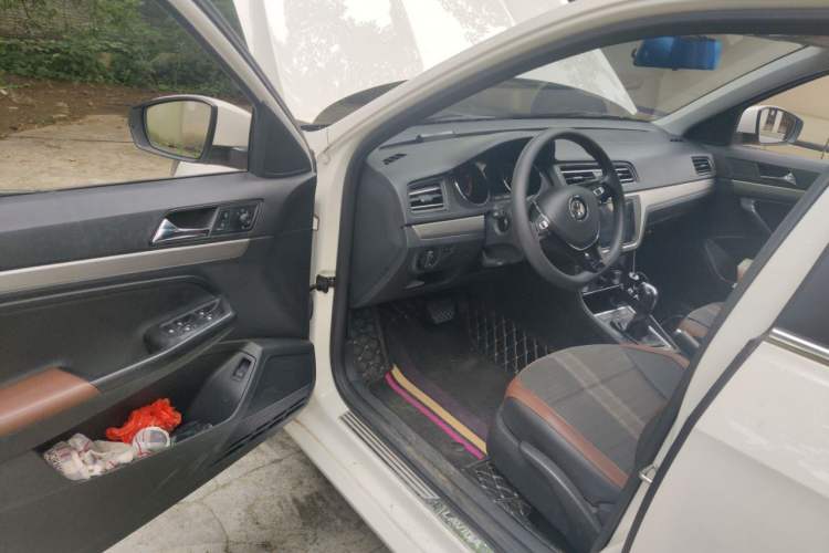 Used Volkswagen Lavida 2019 Lavida Start 1.5L Automatic Comfort Edition China VI Standard Driver Seat