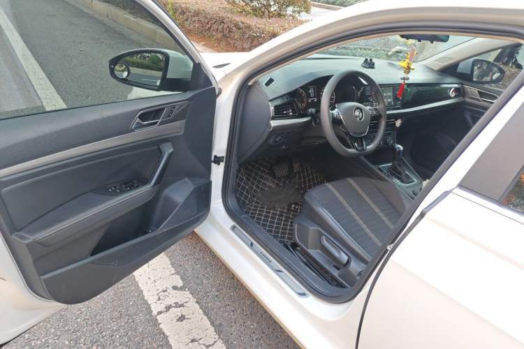 Used Volkswagen Lavida 2019 280TSI DSG Comfort Edition China VI standard Driver Seat