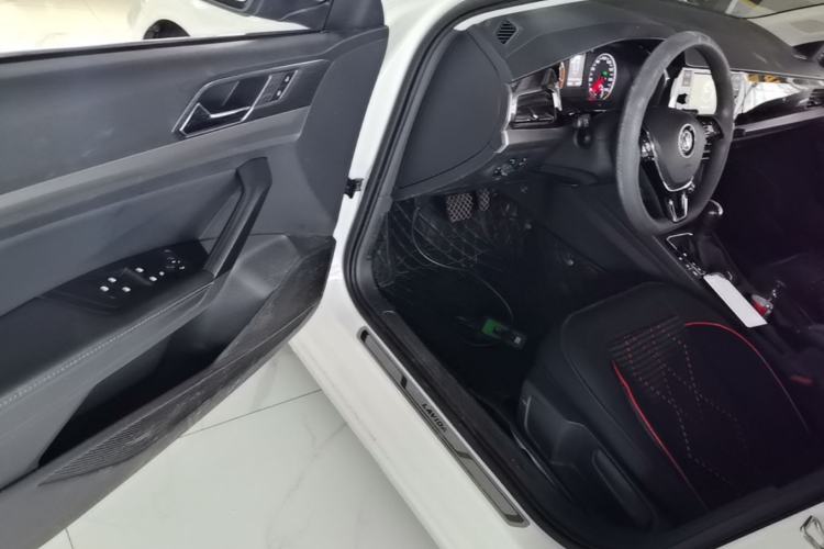 Used Volkswagen Lavida 2019 1.5L Automatic Vision Edition China VI Standard Driver Seat
