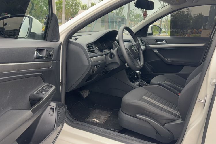 Used Volkswagen Lavida 2019 Lavida Start 1.5L Automatic Trendy Version China VI Standard Driver Seat