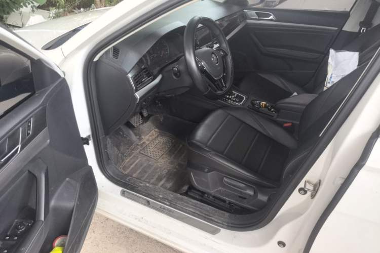 Used Volkswagen Lavida 2019 1.5L Automatic Comfort Edition China VI Standard Driver Seat