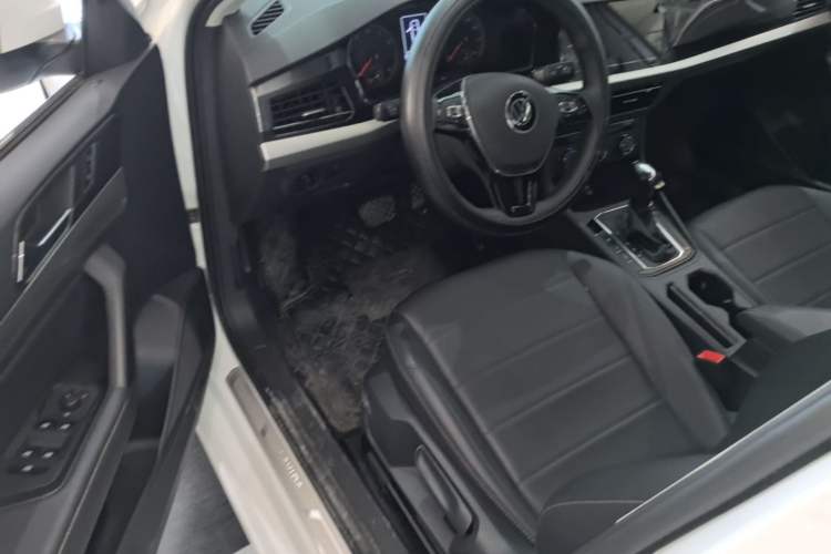 Used Volkswagen Lavida 2019 1.5L Automatic Comfort Edition China VI Standard Driver Seat