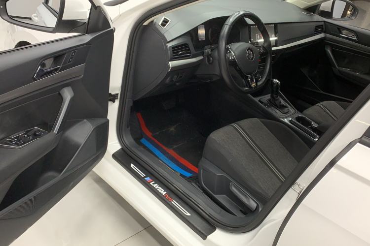 Used Volkswagen Lavida 2019 1.5L Automatic Fashion Edition China VI Driver Seat