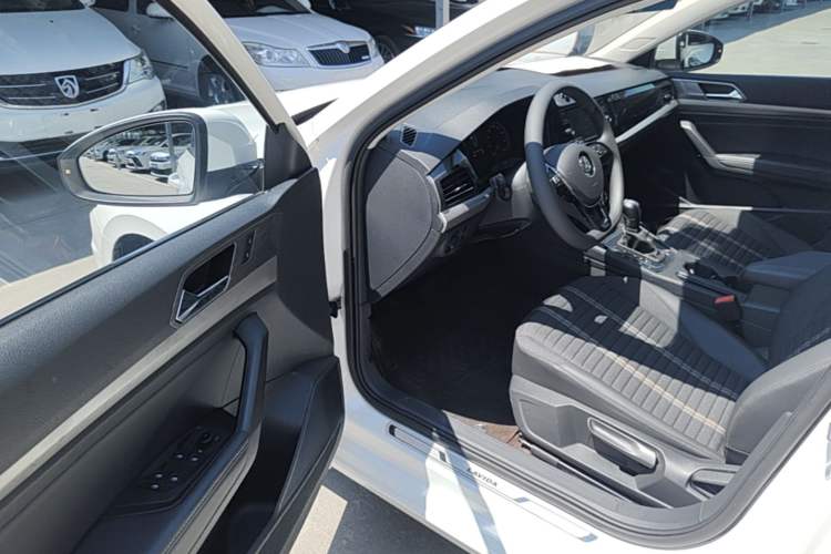 Used Volkswagen Lavida 2019 280TSI DSG Comfort Edition China VI standard Driver Seat