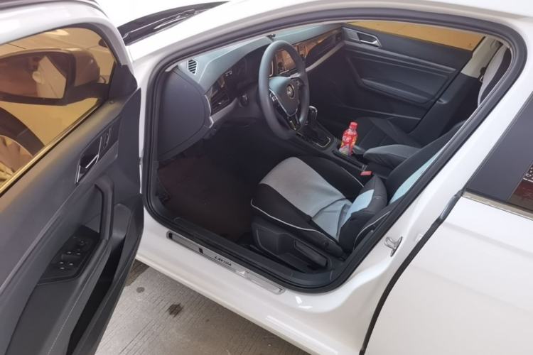 Used Volkswagen Lavida 2019 1.5L Automatic Comfort Edition China VI Standard Driver Seat