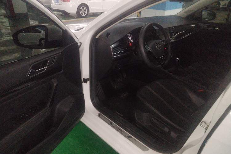 Used Volkswagen Lavida 2019 280TSI DSG Comfort Edition China VI standard Driver Seat