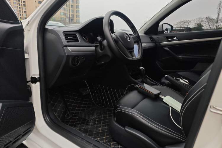 Used Volkswagen Lavida 2019 Lavida Start 1.5L Automatic Trendy Version China VI Standard Driver Seat