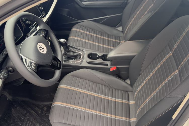 Used Volkswagen Lavida 2019 1.5L Automatic Vision Edition China VI Standard Driver Seat